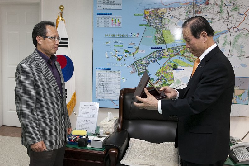 재 제주 군산시향우회 감사패 수여