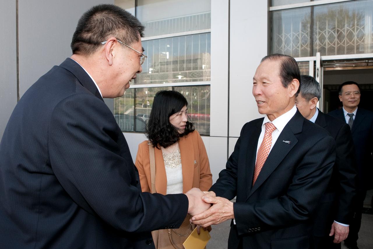 연대시 노동대학 기념식수 및 특강