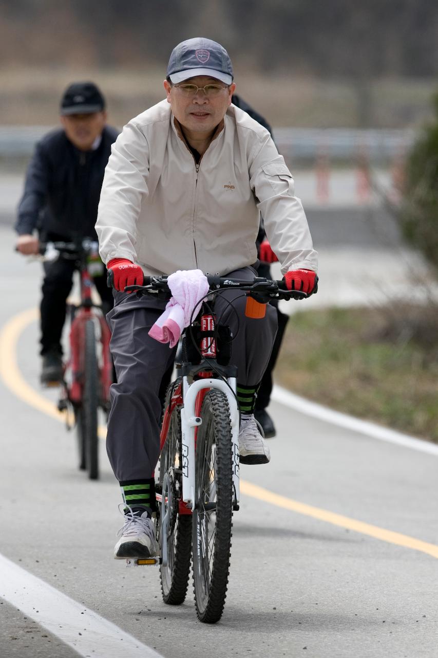 정헌율 행정부지사 4대강 자전거길 현장점검