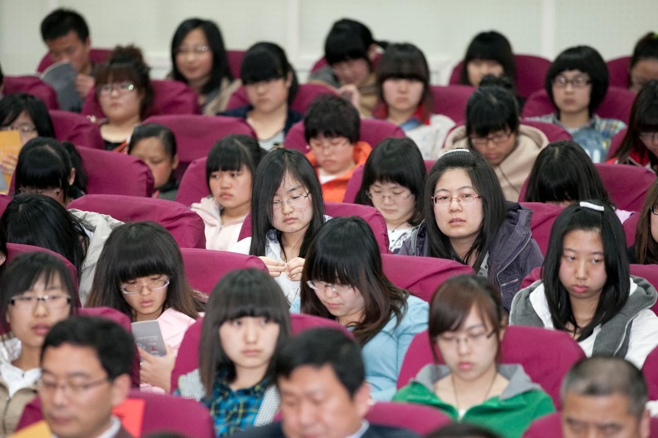 연대시 노동대학 기념식수 및 특강