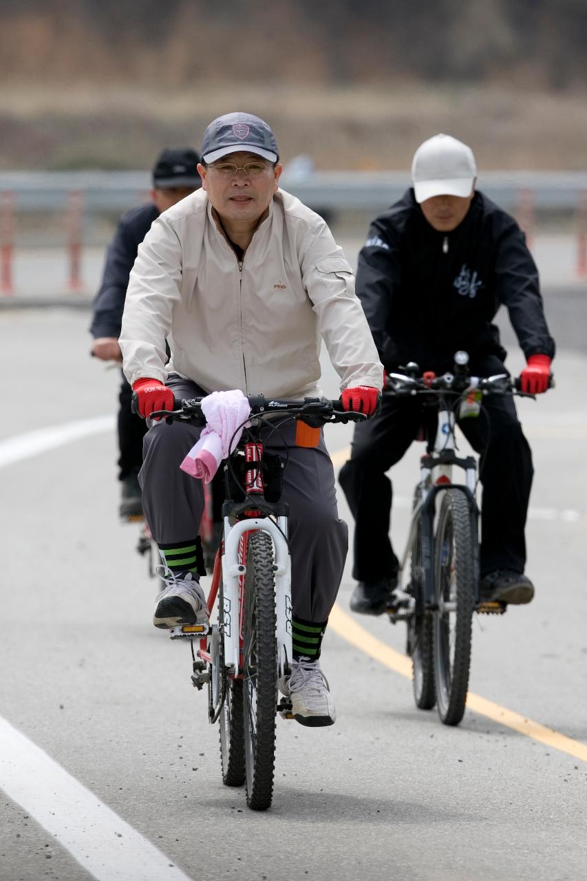 정헌율 행정부지사 4대강 자전거길 현장점검