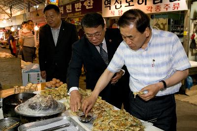 이재오 새누리당 국회의원 방문