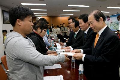 소아암 어린이돕기 바자회 수익금 전달식