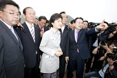 박근혜 새누리당 비대위원장 방문사진(00020)
