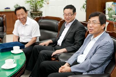 한국GM 군산본부장 감사패 수여