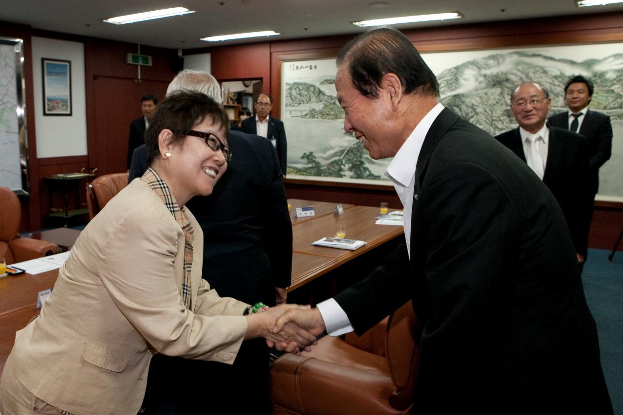 일본 나하시 고쿠바회장 방문