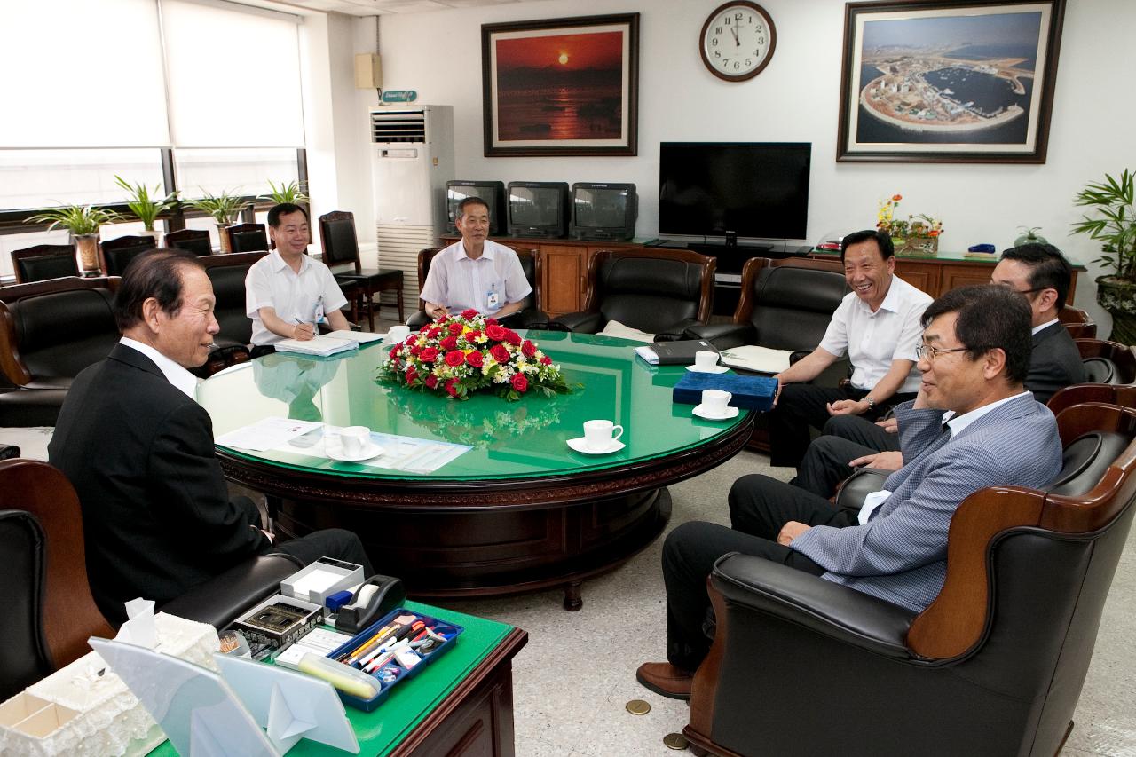 한국GM 군산본부장 감사패 수여