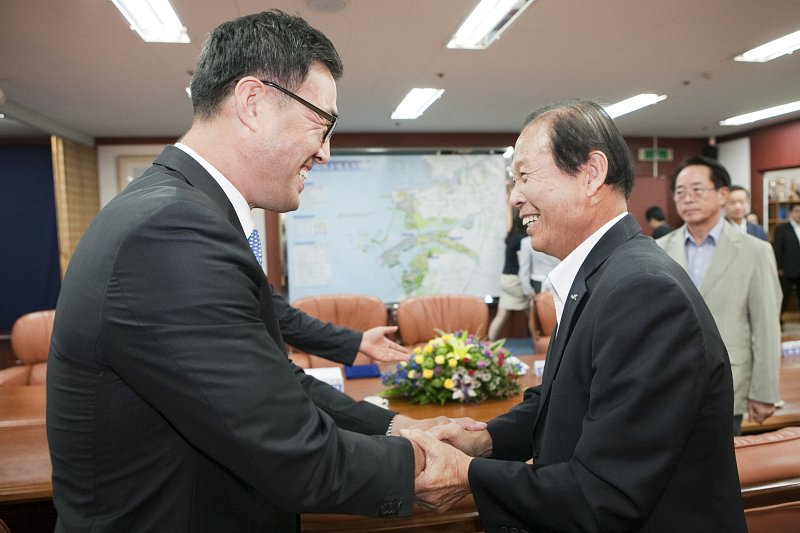 설날 장사씨름대회 군산유치 협약식