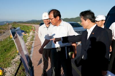 국토해양부장관 금강호 호안 시찰