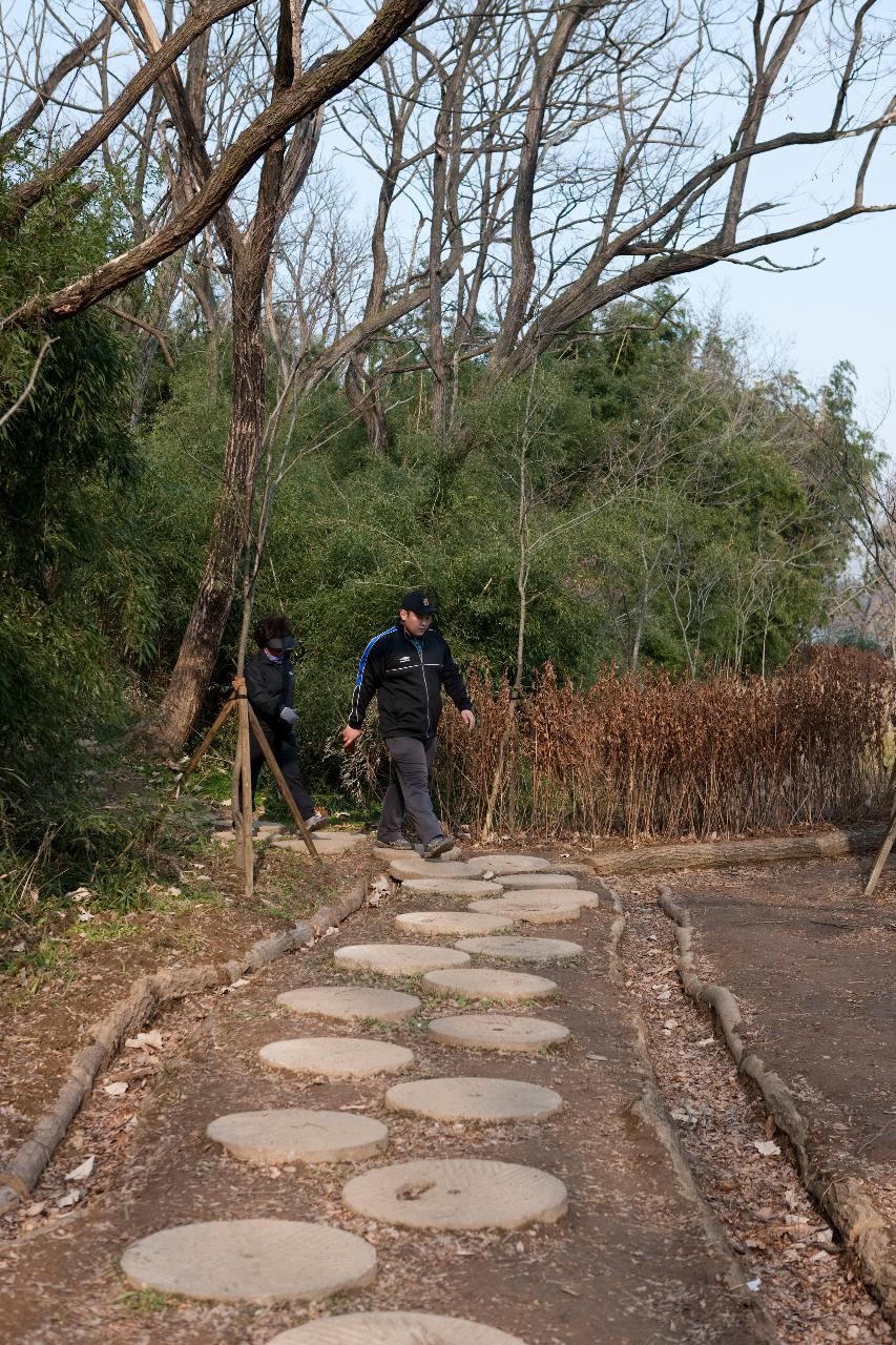 청암산