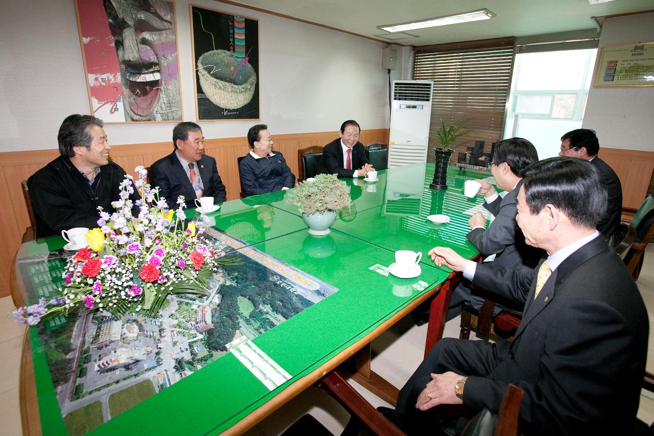 김완주 도지사 산학관 활성화 토론회