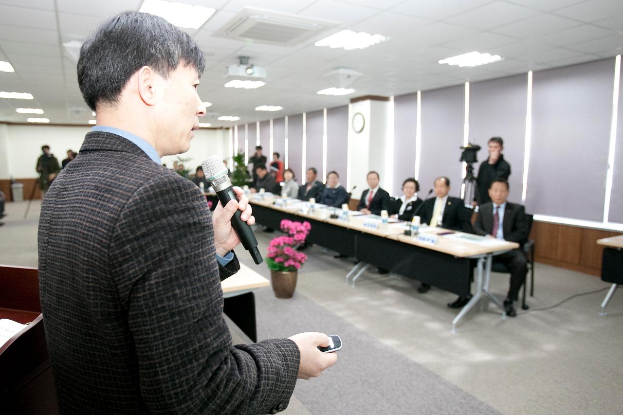 김완주 도지사 플라즈마 연구센터 방문