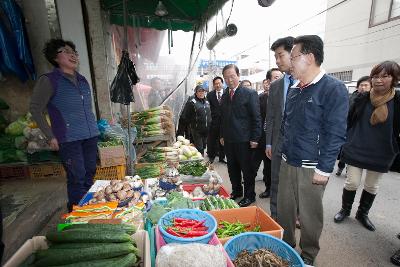 김완주 도지사 나운전통시장 방문 및 간담회