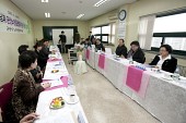 김완주 도지사 노인복지시설 방문 및 간담회사진(00032)