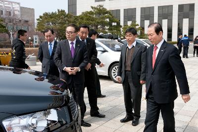 한국GM 시청광장 전시회