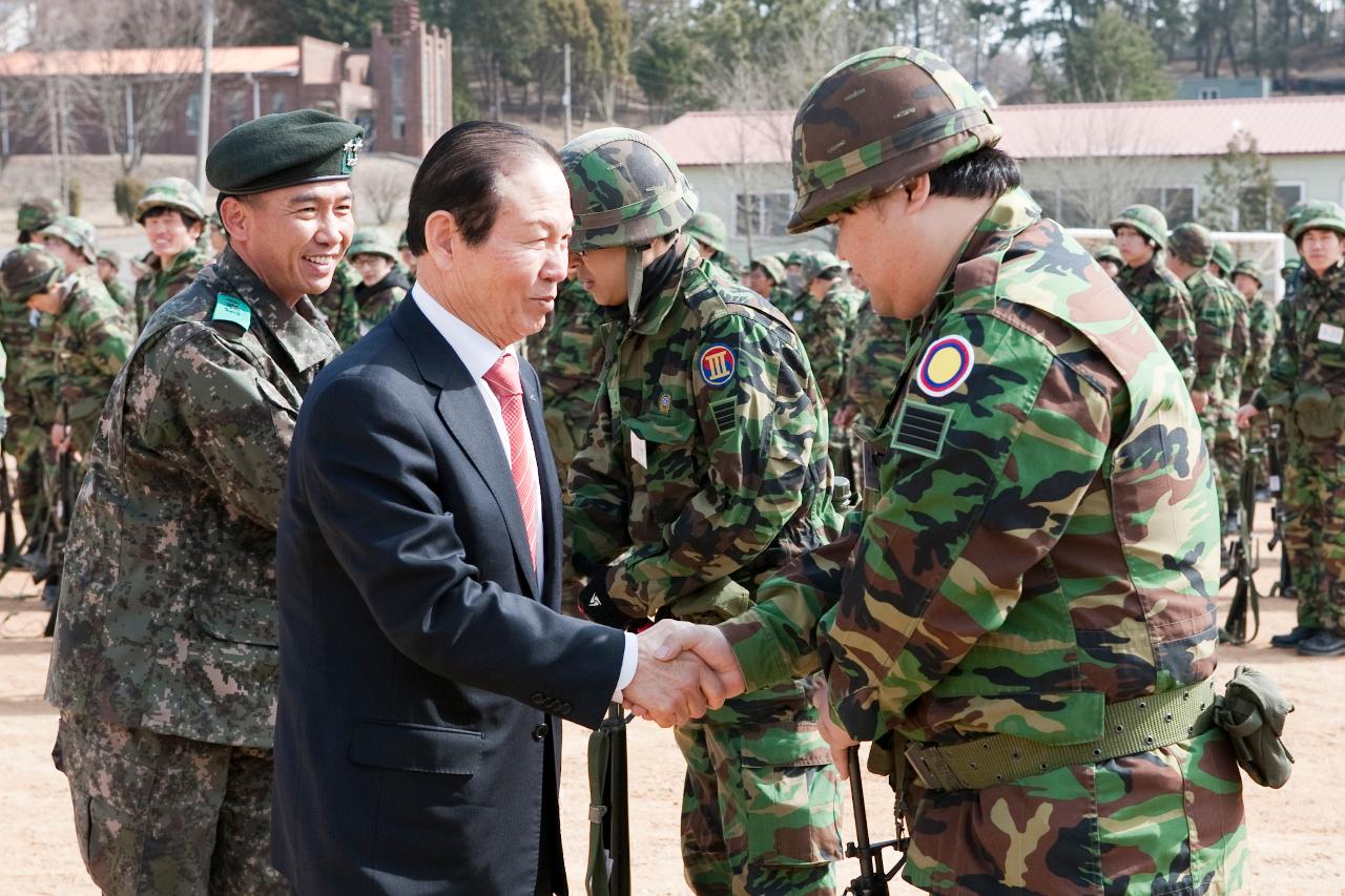 예비군 훈련 입소식 시장님 격려