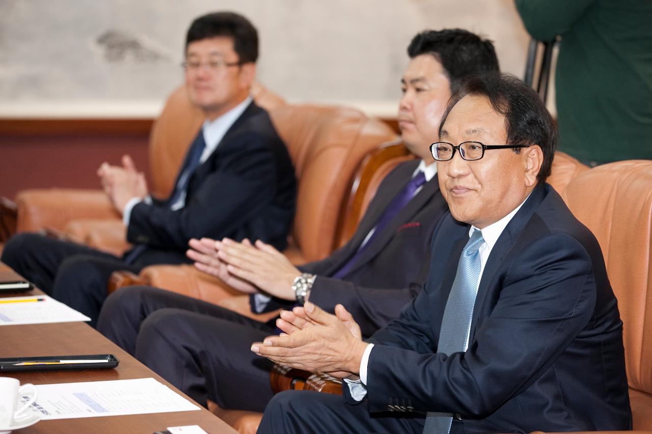 군산~중국 대련 신규항로 협약식