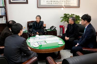 한국자산관리공사 군산지사 이웃돕기 기탁