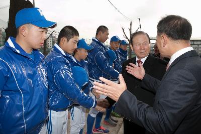 부영그룹 군산상고 야구 발전기금 기탁