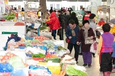 '설맞이' 재래시장 장보기