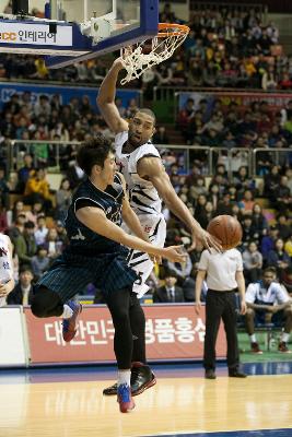 KCC이지스 프로농구 군산경기