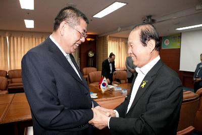 중국 연대노동대학장 일행 방문