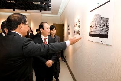 중국연대-한국 군산시 서예,미술,사진 교류전