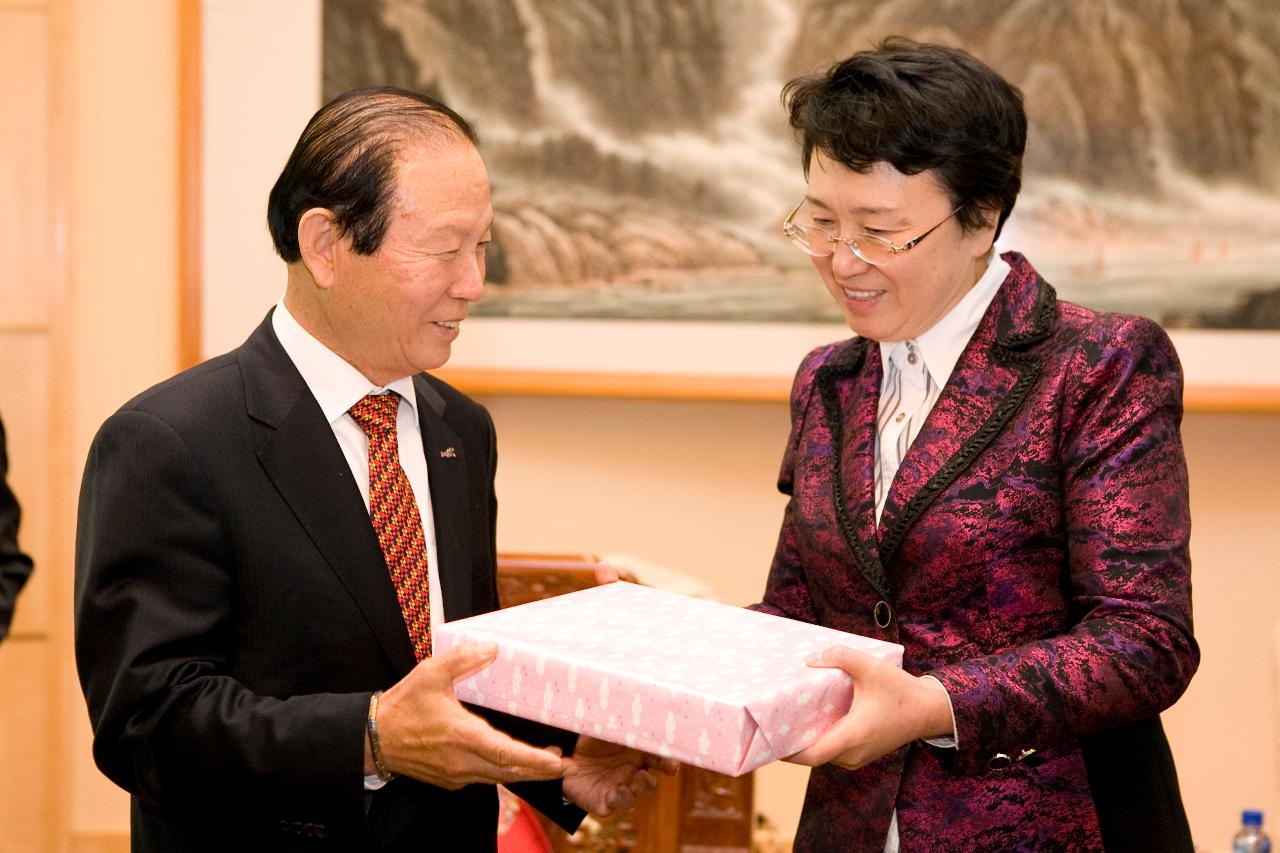 중국 연대시 인민대표대회 간담회 및 오찬