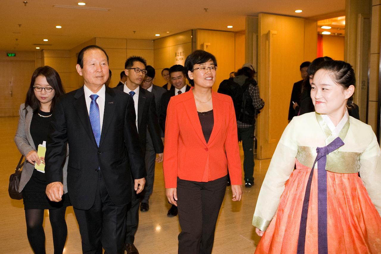 중국 위해시-대한민국 군산시 우호협력도시 협약식