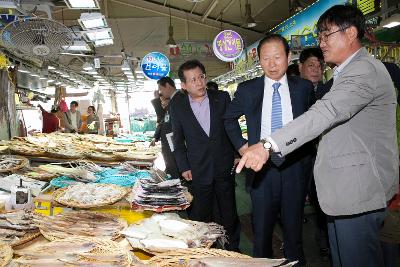 수산물종합센터 시장님 현장방문