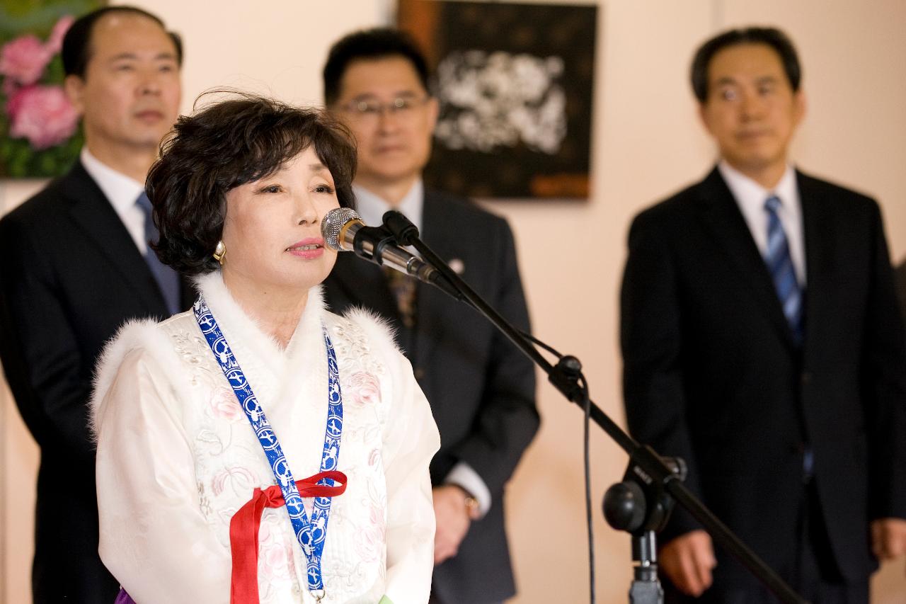 중국연대-한국 군산시 서예,미술,사진 교류전