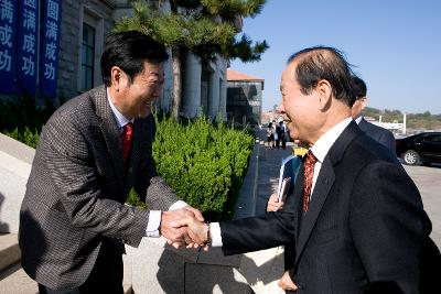 중국연대-한국 군산시 서예,미술,사진 교류전