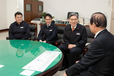 한국서부발전㈜ 군산발전처 이웃돕기 기탁