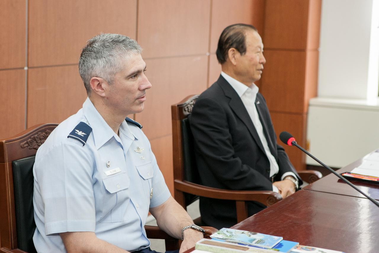 미공군 장교단 군산방문