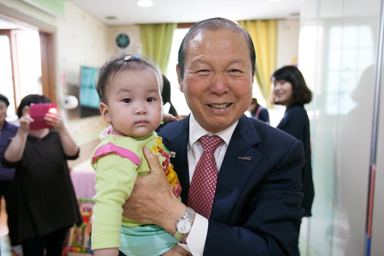 사회복지시설 방문(모세스영아원)