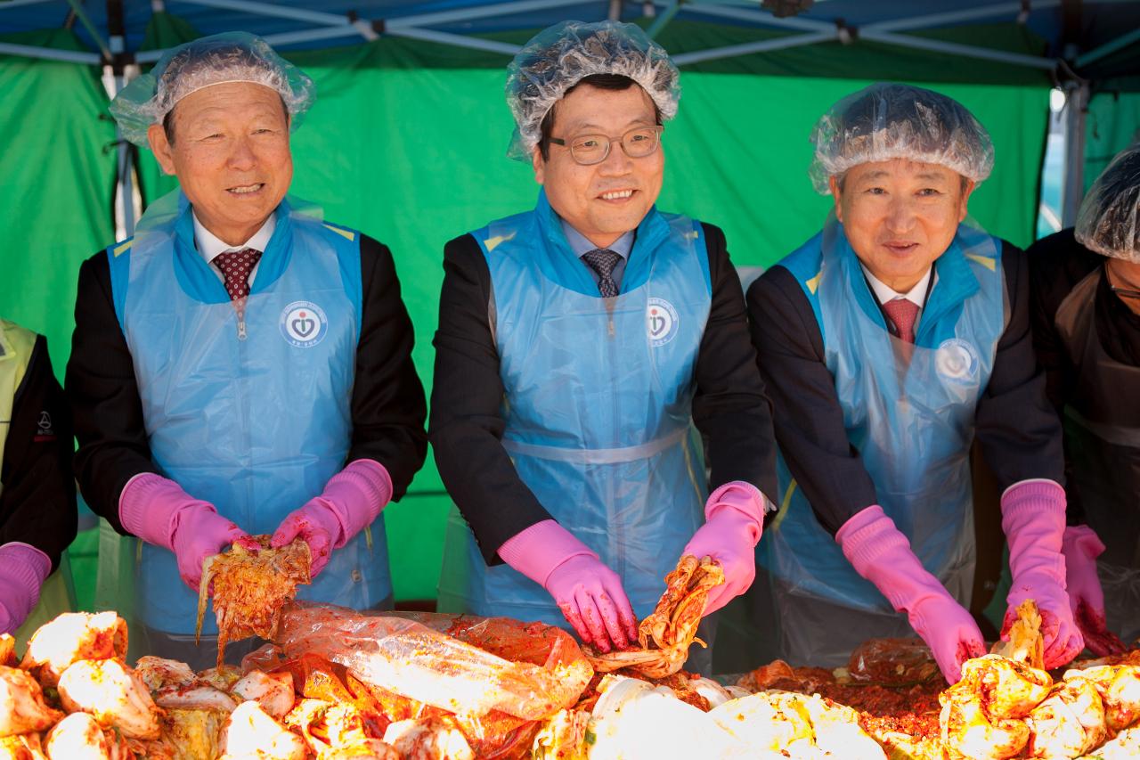 법사랑회 사랑의 김장나눔 전달식