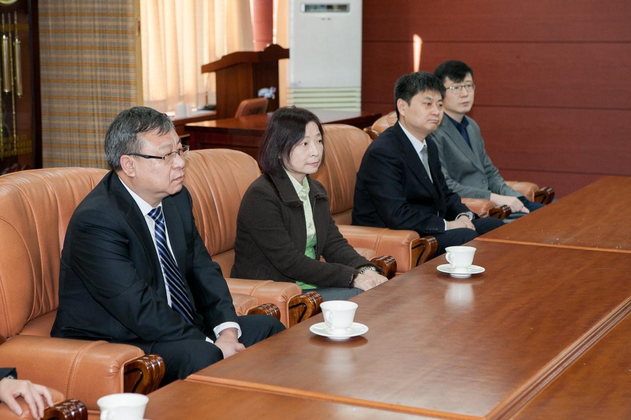 한중일 국제포럼 참가자 면담