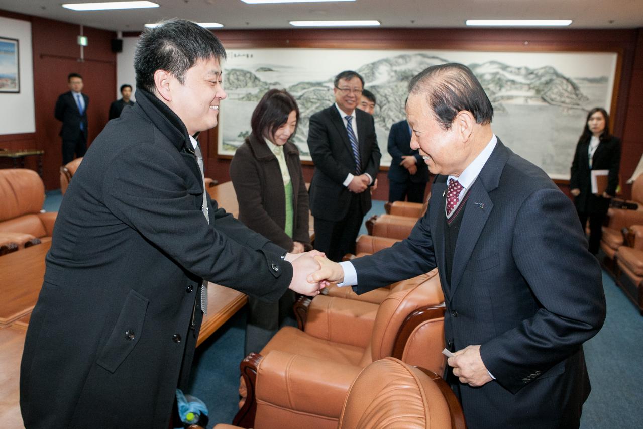 한중일 국제포럼 참가자 면담