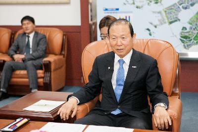 중국 연운항 시장일행 방문