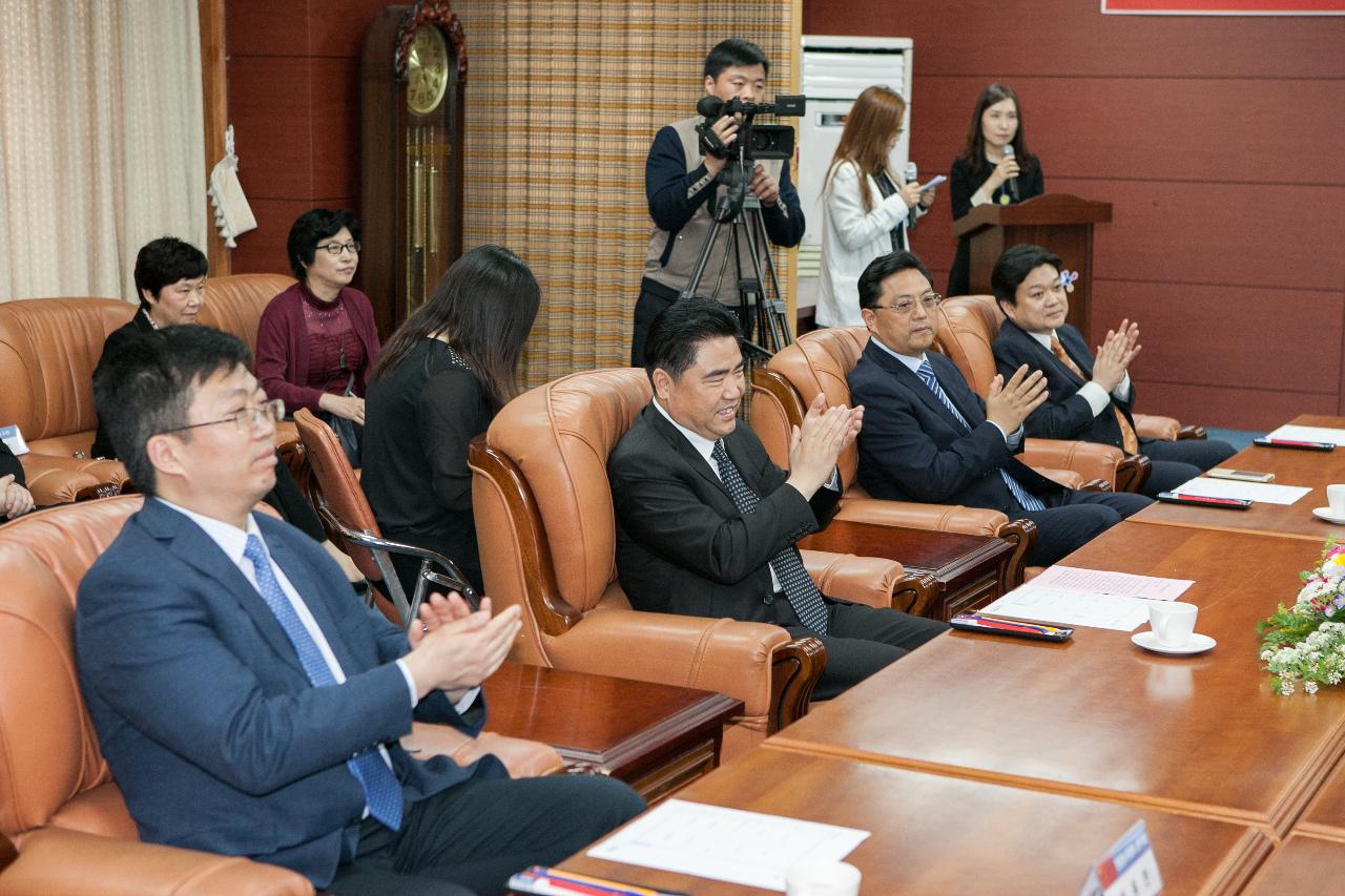 중국 연운항 시장일행 방문