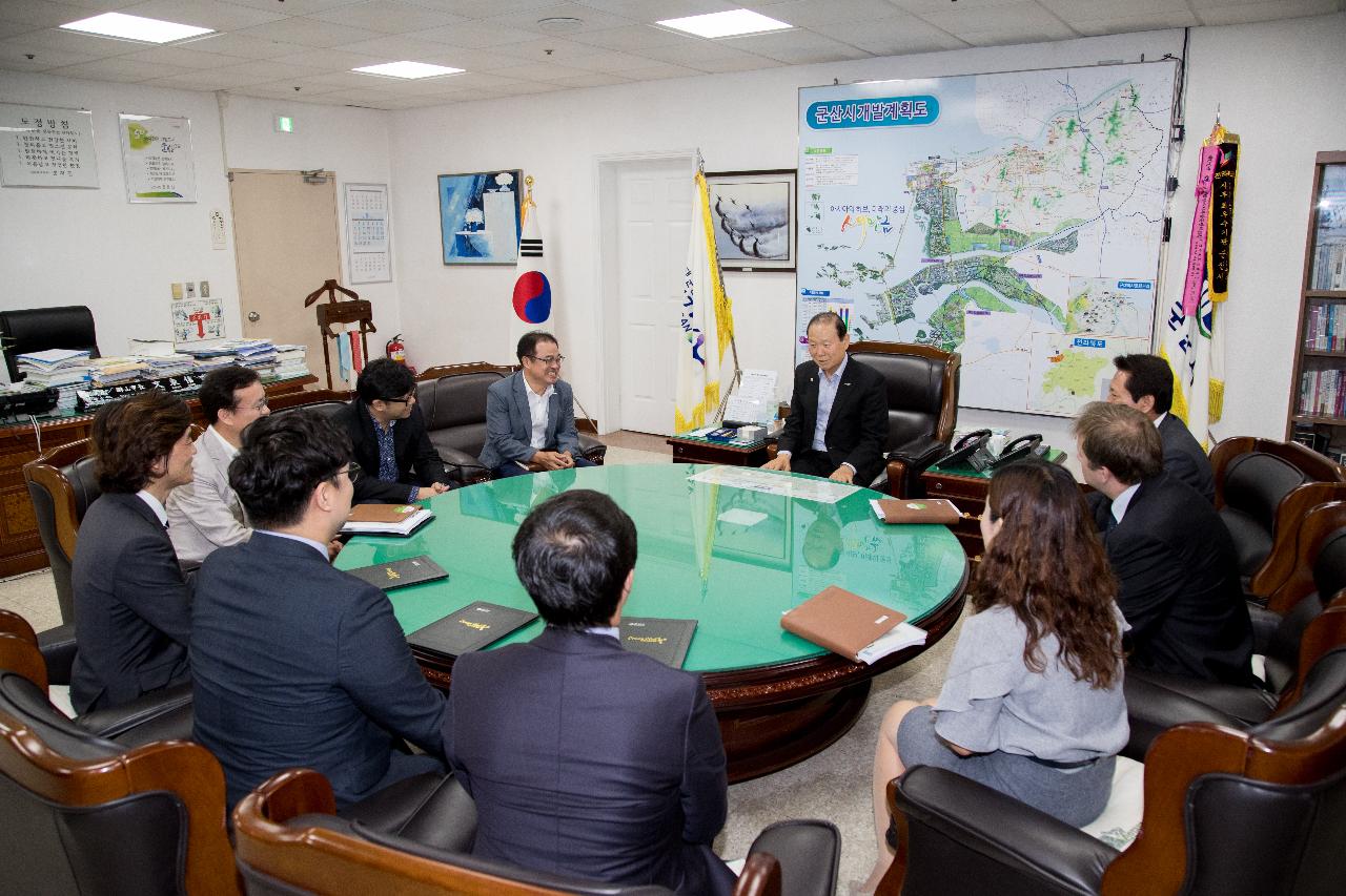 시립예술단 상임단원 위촉장 수여