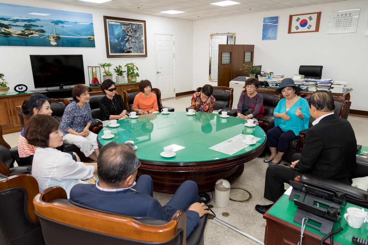 미국 타코마시 대한부인회 군산방문