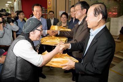 기획재정부차관 군산방문(공설시장,JY중공업)