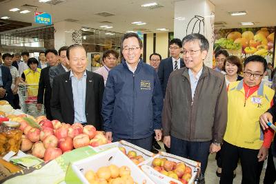 기획재정부차관 군산방문(공설시장,JY중공업)