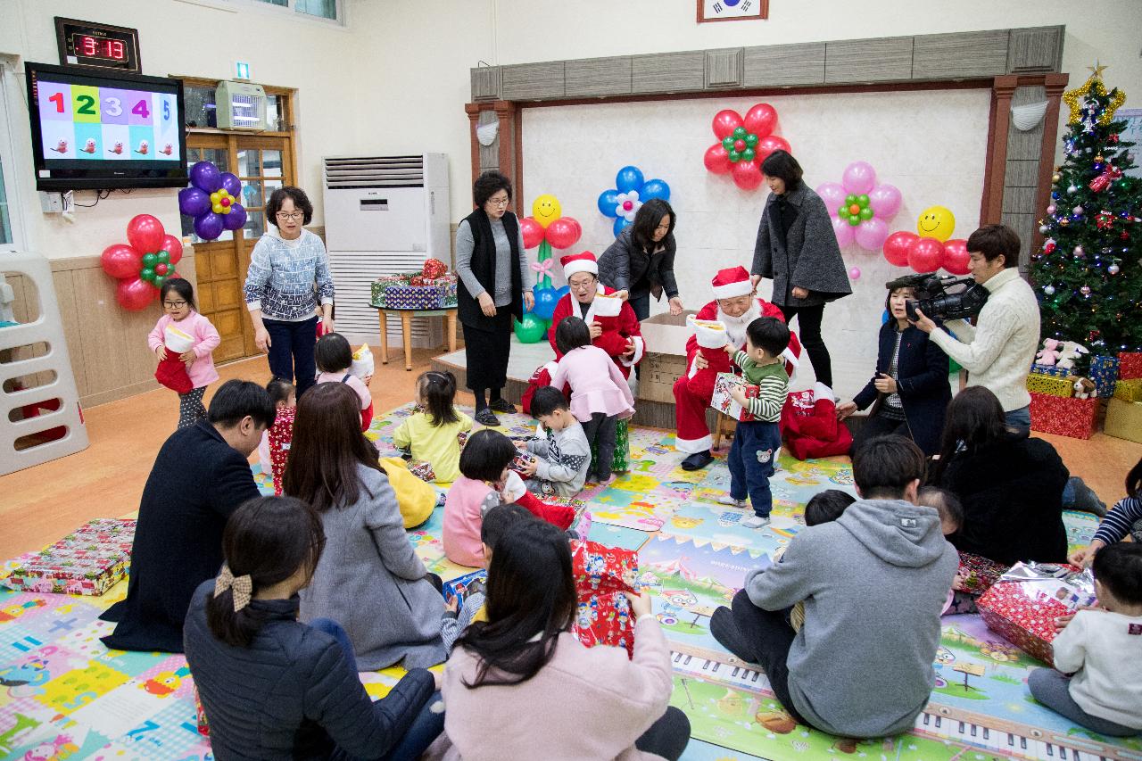 성탄절맞이 복지시설 산타위문(모세스영아원)