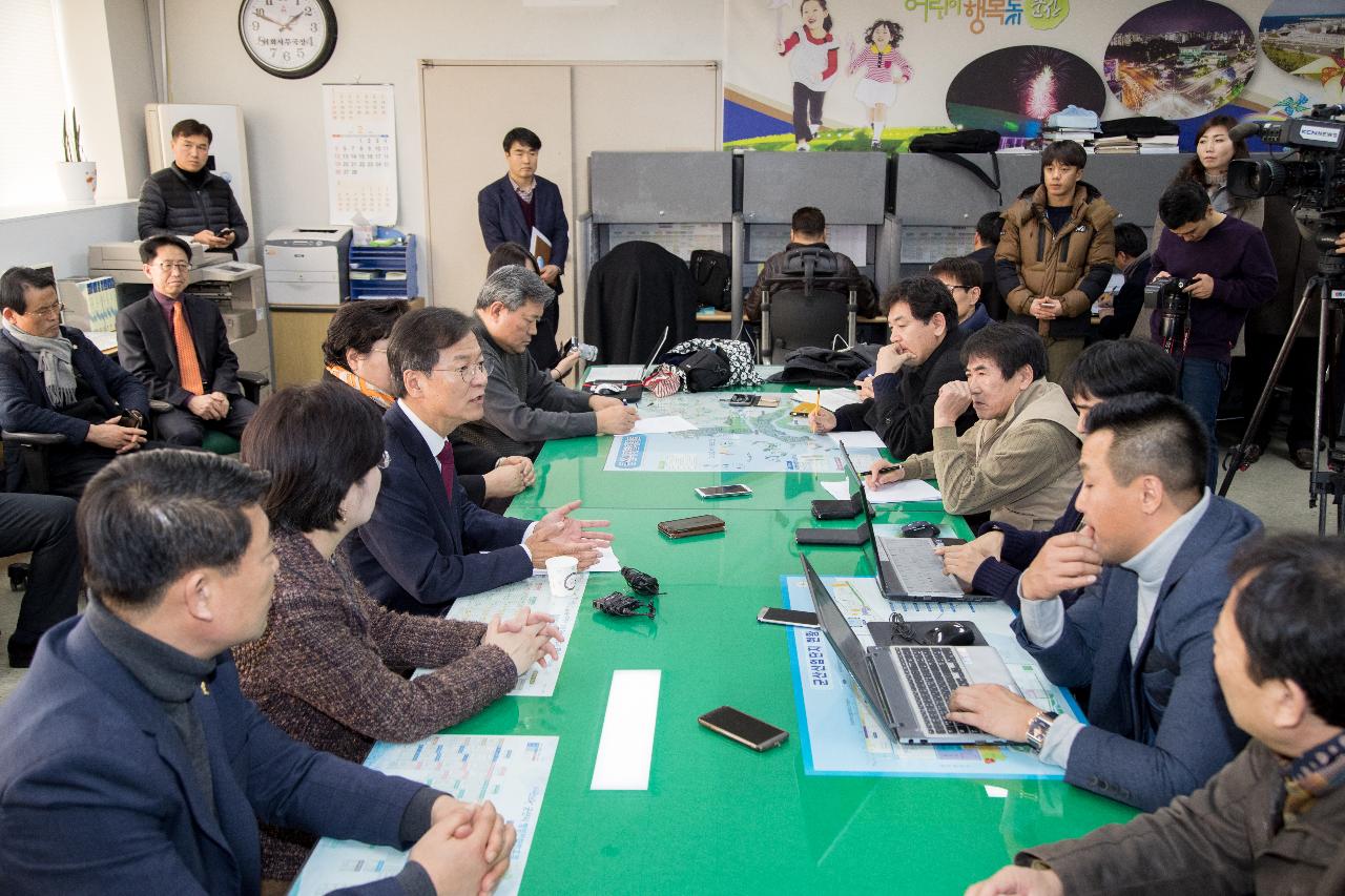 국민의당 천정배 대선후보 방문