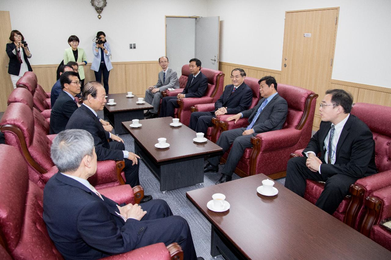 중국 후난성 기예단 티타임