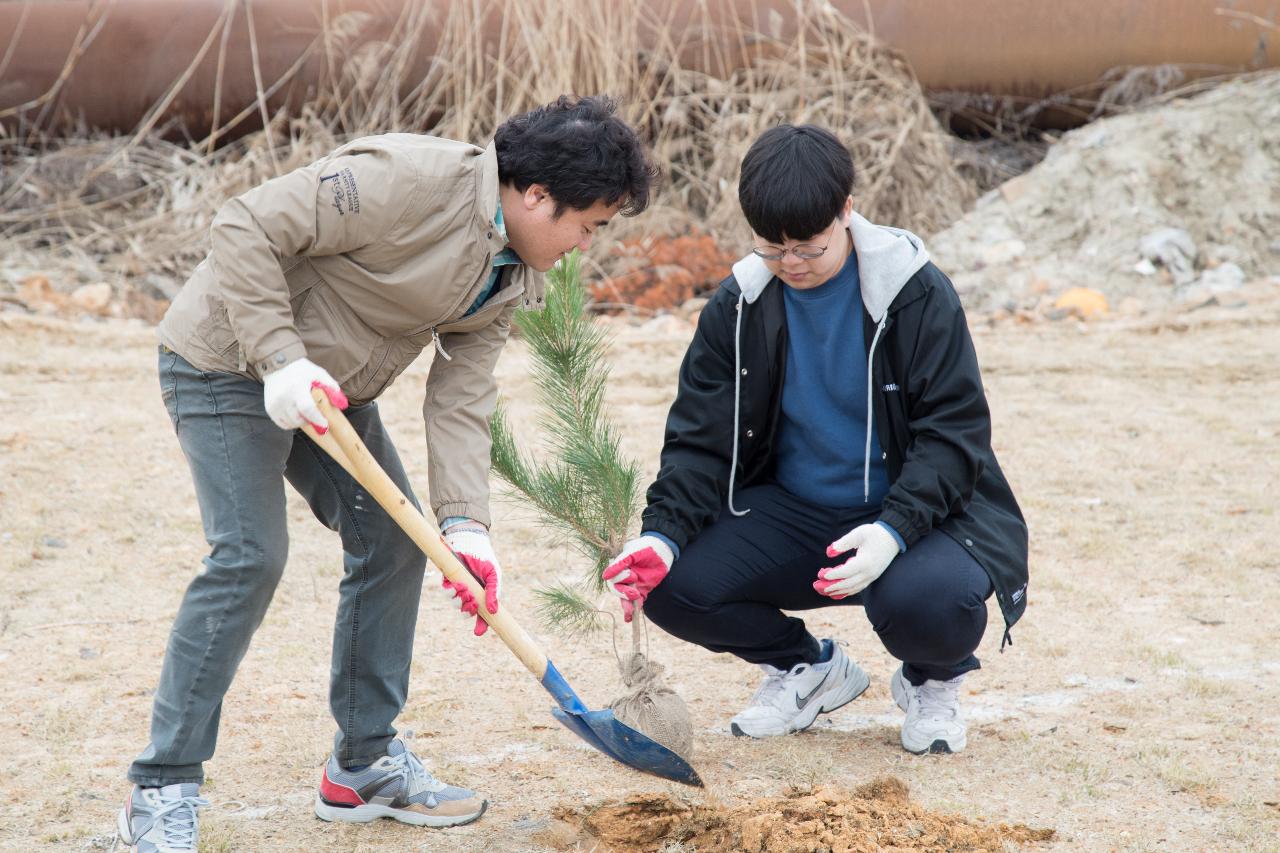 제73회 식목일 나무심기 행사