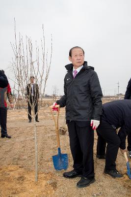 제73회 식목일 나무심기 행사