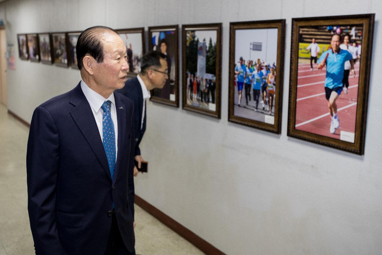 문동신 시장님 퇴임 기념식수 및 사진전